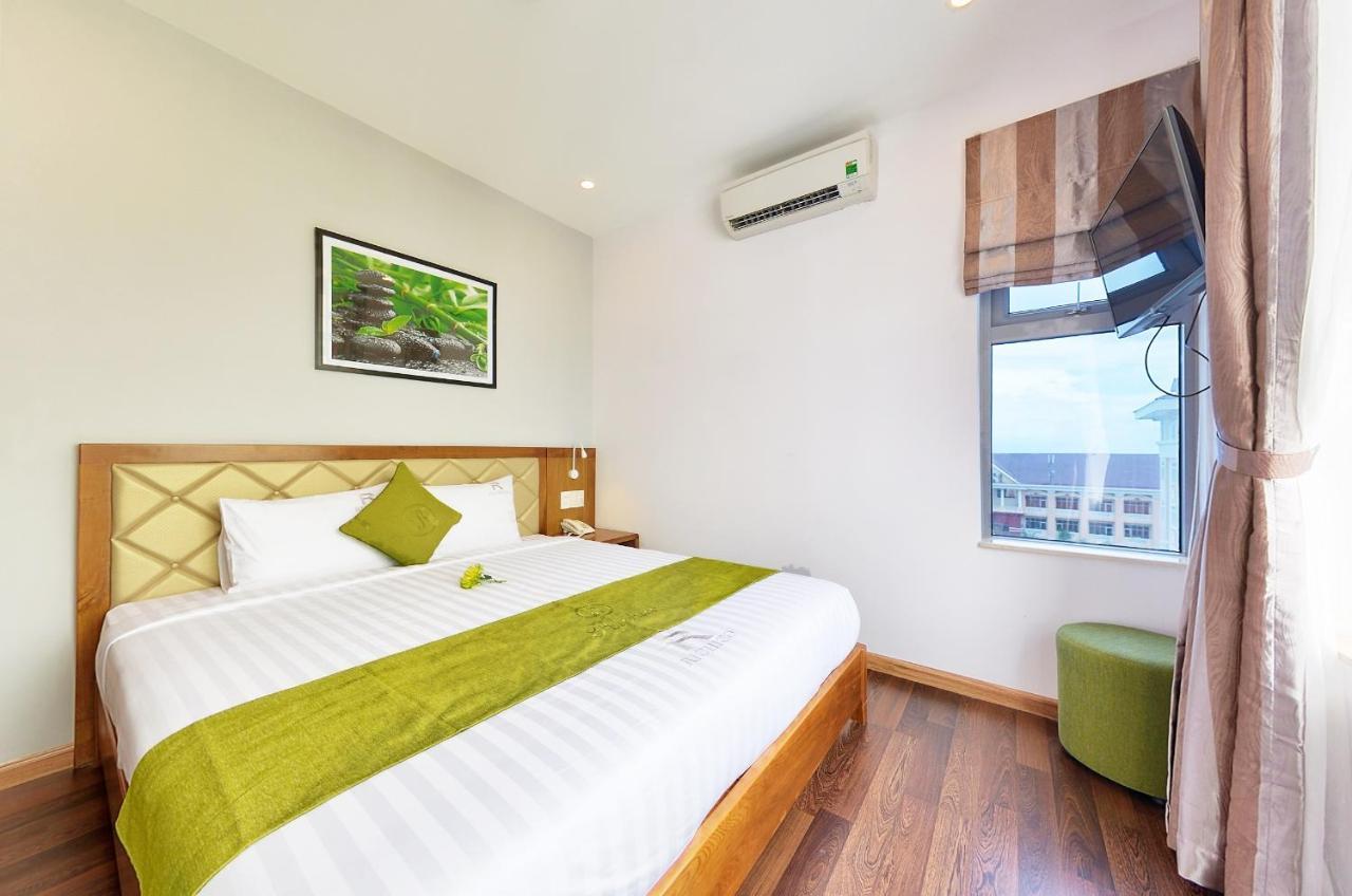 Hang Grand Danang Beach Экстерьер фото