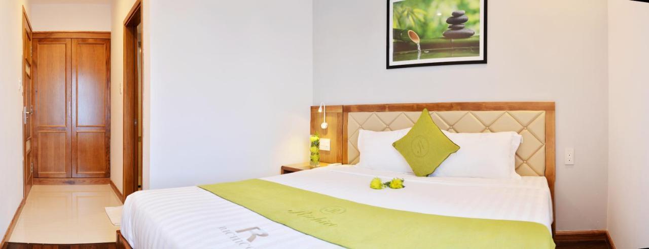 Hang Grand Danang Beach Экстерьер фото
