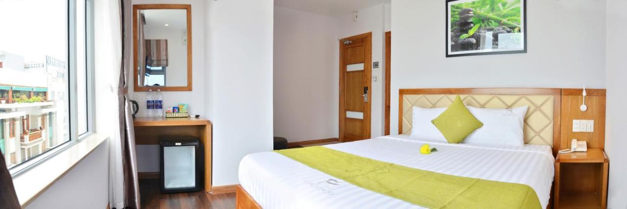Hang Grand Danang Beach Экстерьер фото